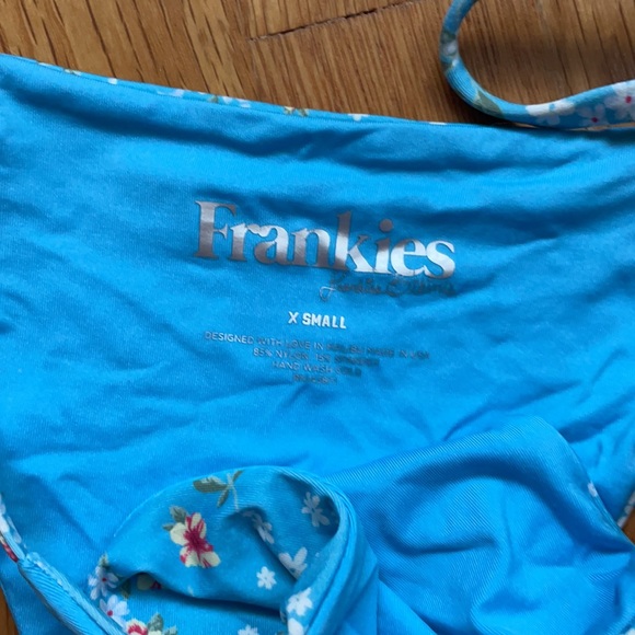 Frankies bikini - Picture 4 of 5